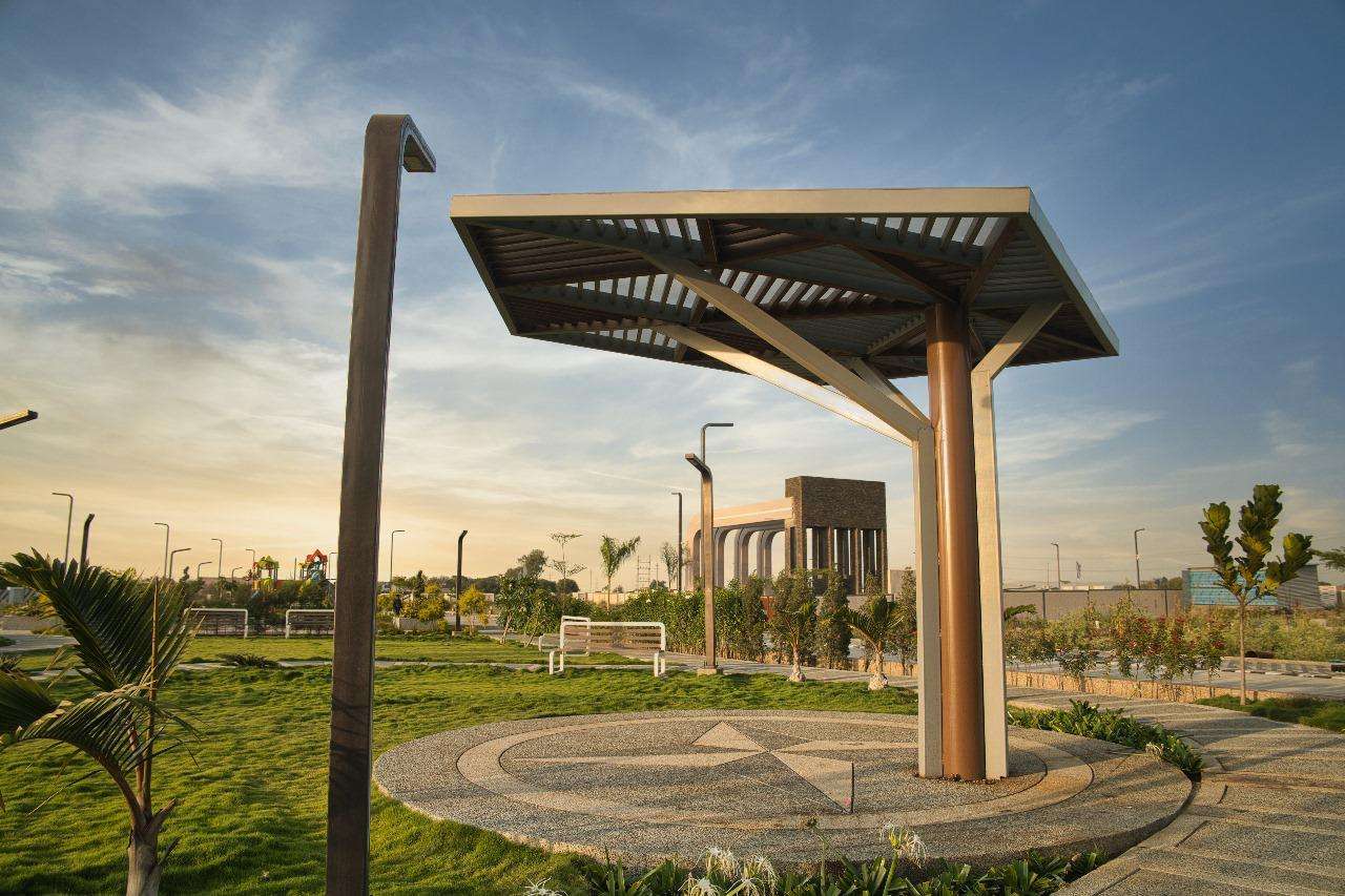 PHOTO-2025-08-21-18-04-57 8.jpg (1)